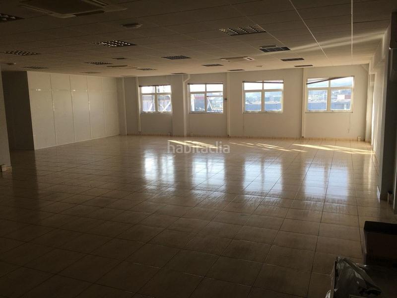 Foto 49e33d14-79e2-4a4d-8997-d5f0aa098ccb. Rent office space in avenida finisterre 48 in Vioño Coruña (A)