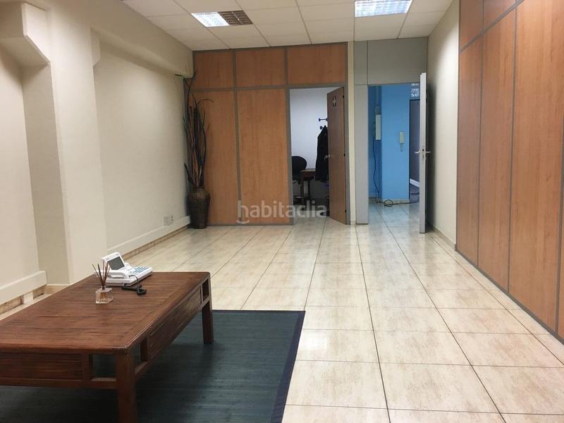 Foto 94f3bf2d-929e-4ac1-993c-13c9e09cd759. Rent office space in avenida finisterre 48 in Vioño Coruña (A)