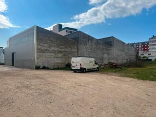 Lloguer Nau industrial a Sarria. Alquiler de nave interesante para actividad comercial en sarria,