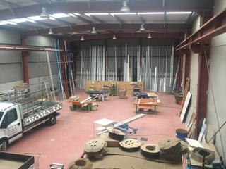 Nave industrial en San Mateo - Castro - O Val. Venta o alquiler de nave con puente grúa en río do pozo, narón
