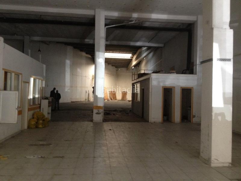 Foto 3c02bb40-3461-4d26-958c-e7d2e642073c. Alquiler local comercial alquiler de nave comercial en la avenida de las américas, en Lugo