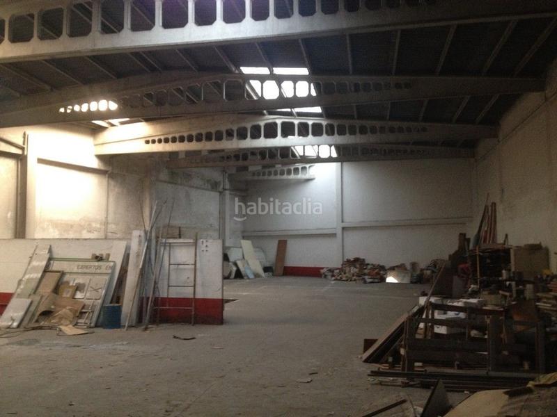 Foto 33bd2814-a505-4177-9af3-afb8f1282bca. Location local commercial dans Residencia - Abella Lugo