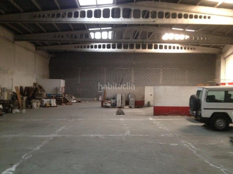 Foto dda52963-c7a0-4ef7-8d30-166fcaef59d0. Rent business premise in Residencia - Abella Lugo