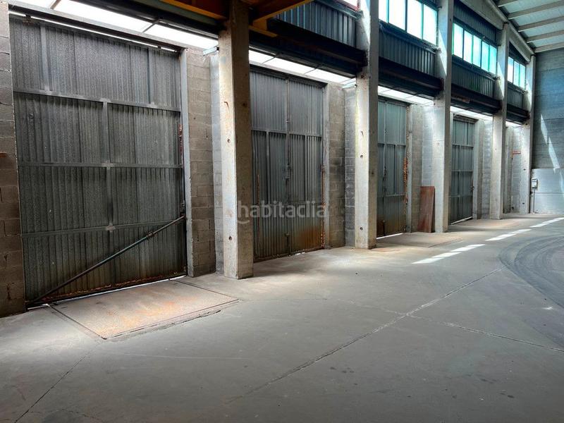 Foto bb3220c2-f63a-4ebd-a0f4-a104de28d927. Nave industrial en Begonte