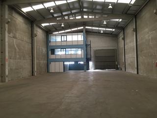 Location Bâtiment à usage industriel à San Mateo - Castro - O Val. Alquiler de nave con muy buen acceso en río do pozo, narón