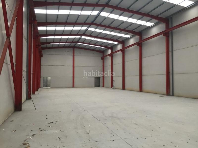 Foto 8ad0a0dc-fc8f-44a7-b68c-b6b60c8dec5d. Miete fabrikhalle in San Mateo - Castro - O Val Narón