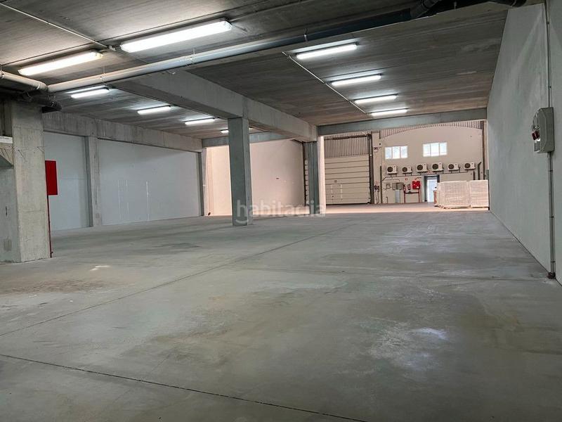 Foto 67003463-6a05-4240-a9a9-fb9081edd821. Location bâtiment à usage industriel dans rúa f parque empresarial alved 16 dans Culleredo