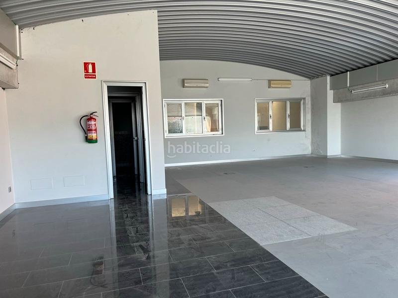 Foto f7cf5da9-30ca-42ac-8d23-b9279e742a65. Location bâtiment à usage industriel dans rúa f parque empresarial alved 16 dans Culleredo