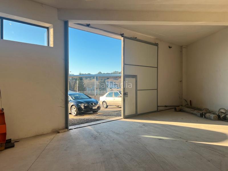 Foto 7df891c2-d68b-48c4-bff4-23f4d5cc8aa6. Affitto capannone industriale in Vilalba