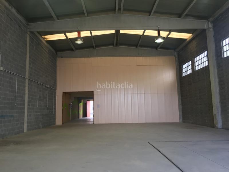 Foto b5d32db2-4272-4548-acf5-559fac174a3c. Affitto capannone industriale in rúa do castiñeiro 16 in Vilalba