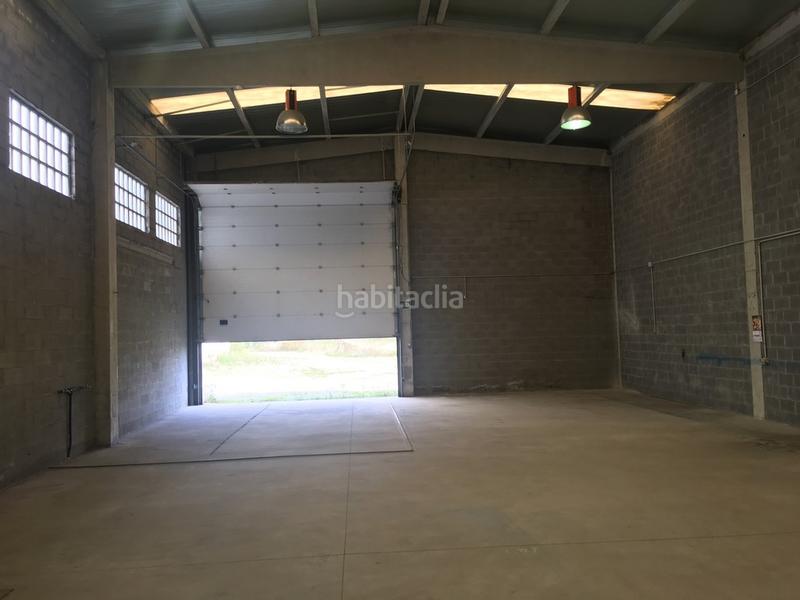 Foto d9b0a7e2-51b8-4a64-95a4-a48326f7c89a. Affitto capannone industriale in rúa do castiñeiro 16 in Vilalba