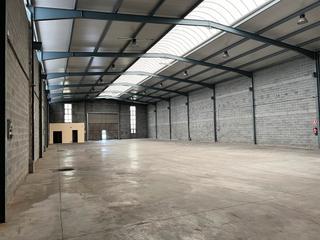 Rent Industrial building in Rúa dos carros 24. Alquiler de nave diáfana en el polígono del ceao, lugo