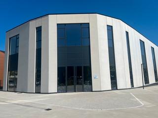 Rent Office space in Rúa do cruceiro da coruña 2. Alquiler de oficinas de nueva construcción en boisaca, santiago