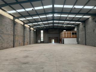 Rent Industrial building in Rúa dos carros 1. Alquiler de nave económica en el ceao, lugo