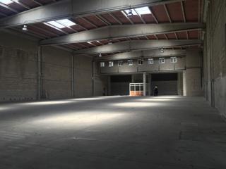 Location Bâtiment à usage industriel à Rúa hedras 87. Alquiler de nave con oficinas en milladoiro, zona santiago