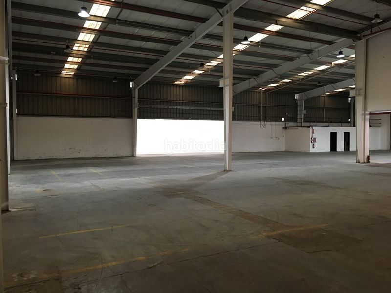 Foto 52281d03-c04c-4411-8a46-7266dd1133a6. Industrial building in avenida arrieiros 4 in San Mateo - Castro - O Val Narón