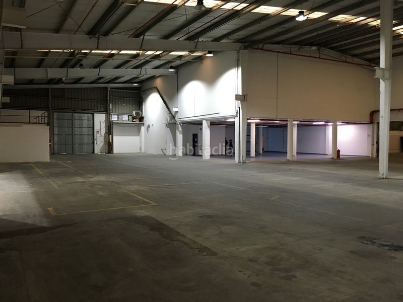 Foto d3123aed-4eed-4a13-aa52-2122d1a4619b. Industrial building in avenida arrieiros 4 in San Mateo - Castro - O Val Narón