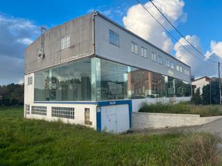 Location Bâtiment à usage industriel à Travesía das galanas 47. Alquiler de nave tipo concesionario en la carretera milladoiro -