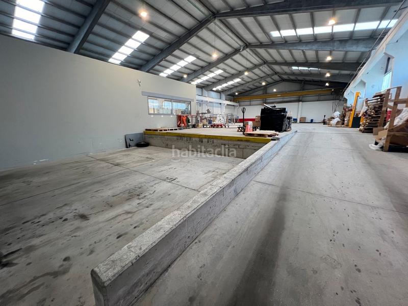 Foto 83f4f331-2c31-4c26-abea-7a48a18dd56c. Rent industrial building in pocomaco av 5 32 in Mesoiro Coruña (A)