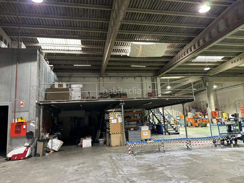 Foto 09a23d4c-22a0-4c09-b208-d3f78168a9a1. Miete fabrikhalle in Redondela