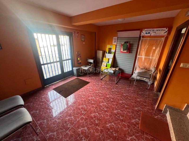 Foto 83fae3de-ea13-4665-a413-99fb61d7d559. Fabrikhalle in rúa bell 31 in Cambre