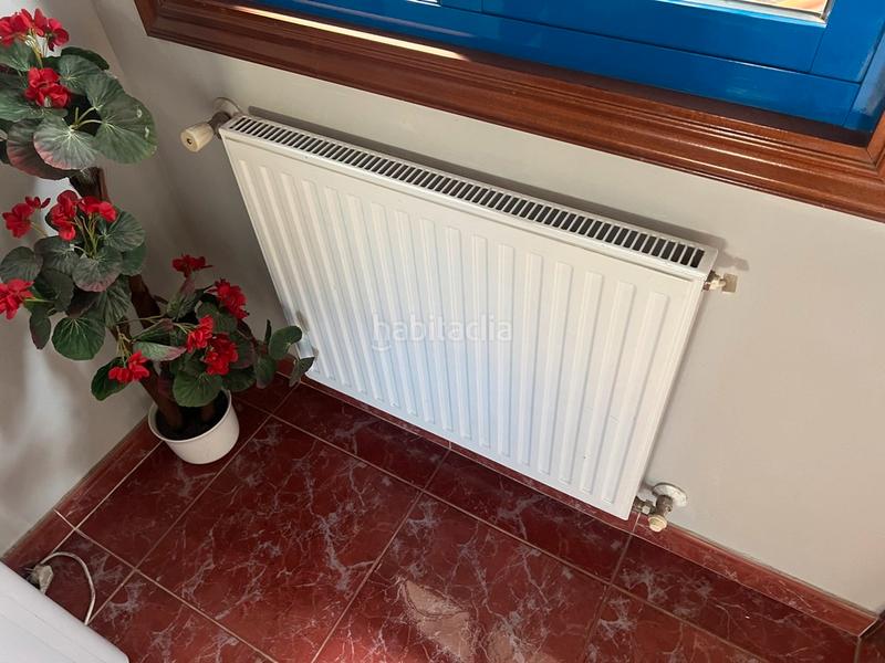 Foto aa1e1028-5b4c-4067-ab17-125408df50cd. Fabrikhalle in rúa bell 31 in Cambre