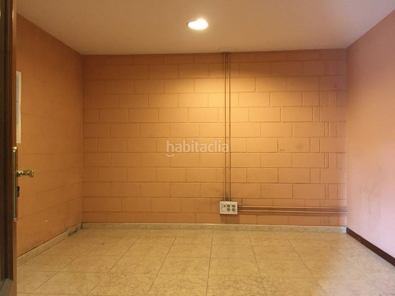 Foto 0637713b-bf4e-4084-b1e5-294731ddf202. Affitto capannone industriale in Begonte