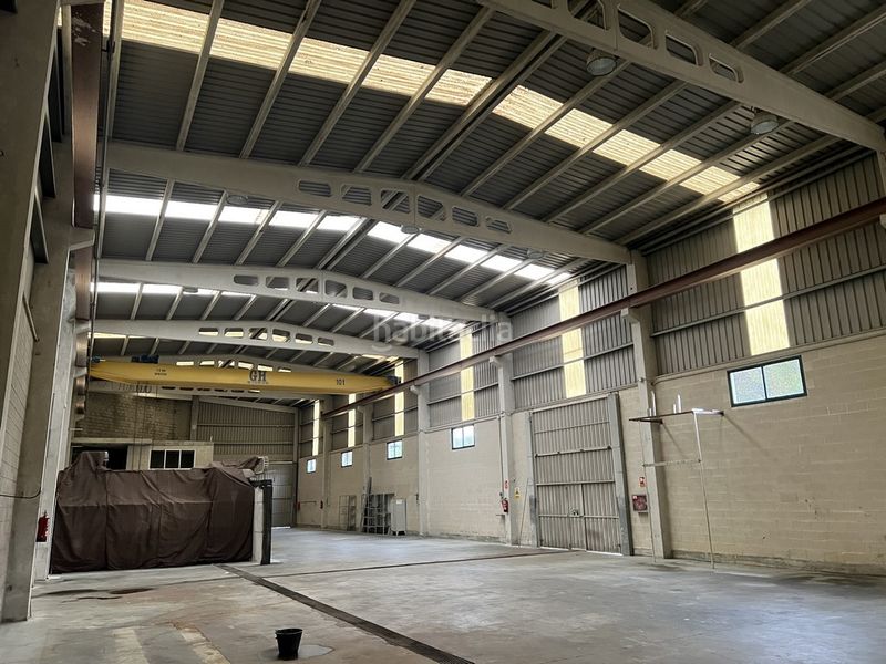 Foto a2cdcae5-4361-4dc2-8a87-38d6a6f49a5c. Alquiler nave industrial en rúa nobel 164 alquiler de nave con puente grúa en el polígono de espíritu santo, en Cambre