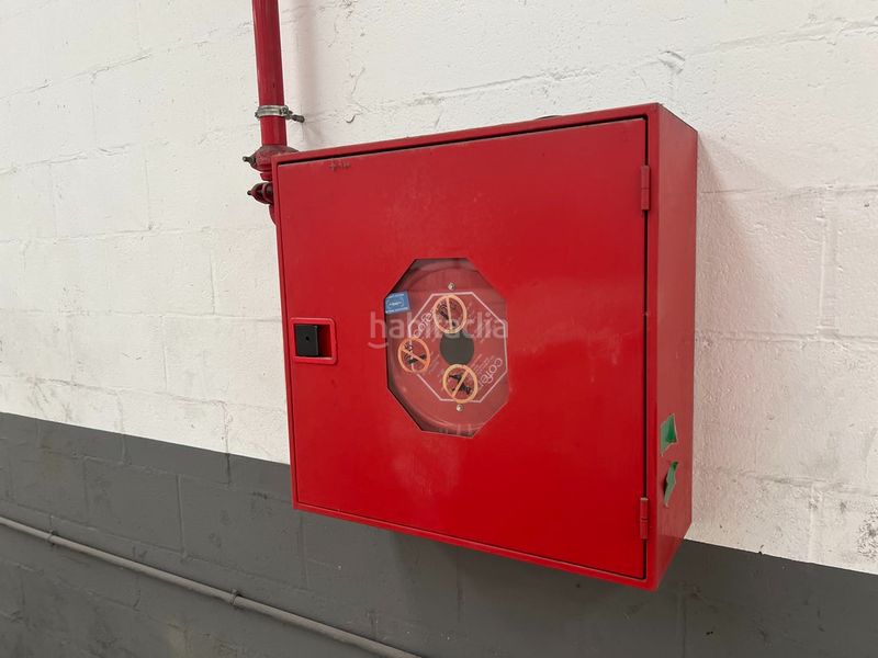 Foto a9b112d8-f097-4701-af78-5acb56ca8724. Location bâtiment à usage industriel dans rúa pasteur 12d dans Coruña (A)