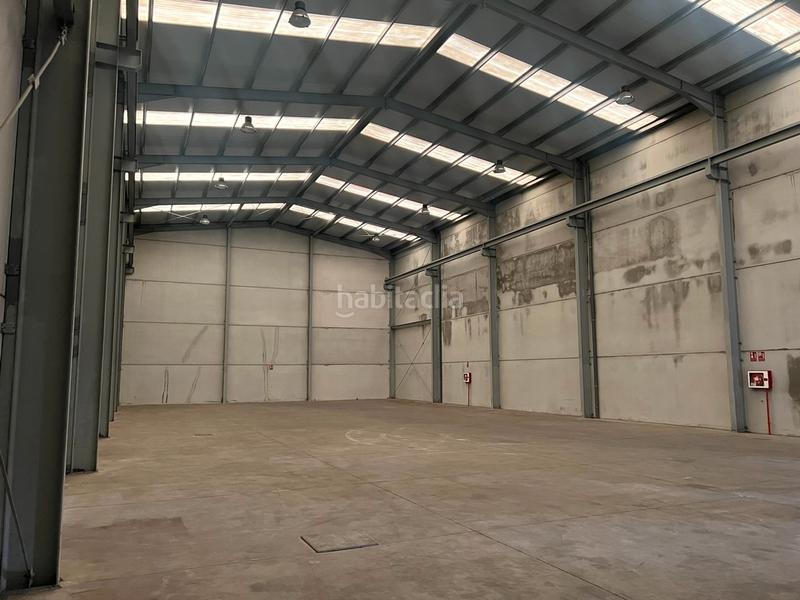 Foto 9ddbb4e5-3f35-46cb-86d9-94a0ee752f7f. Miete fabrikhalle in avenida arrieiros b3 in San Mateo - Castro - O Val Narón