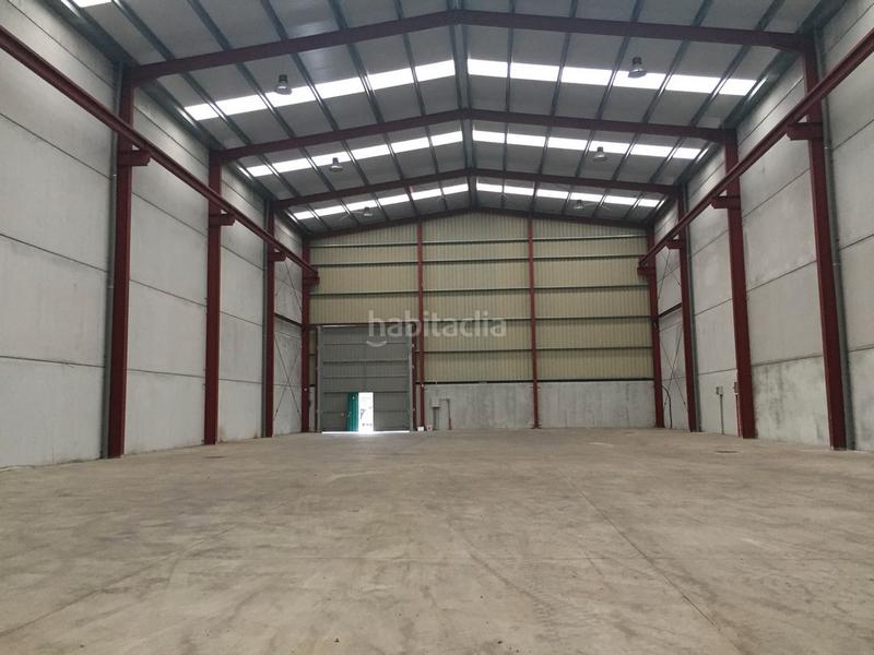 Foto c4a9ec0a-446d-4a65-b93a-e1501e125d80. Miete fabrikhalle in avenida arrieiros b3 in San Mateo - Castro - O Val Narón