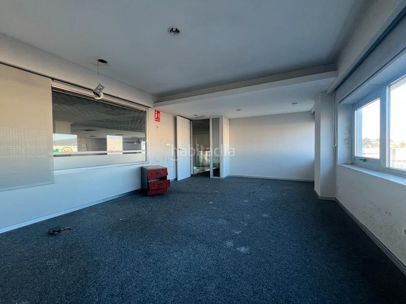 Foto 408b47fd-9051-49bb-8c30-53350e626ffd. Alquiler local comercial en avenida mariñas 272 alquiler de nave comercial en perillo, a coruña en Oleiros