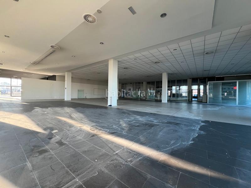 Foto c13904d4-512e-451d-b1e1-1958f88ffb2e. Alquiler local comercial en avenida mariñas 272 alquiler de nave comercial en perillo, a coruña en Oleiros