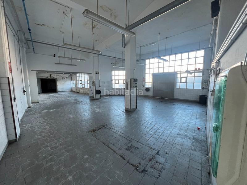 Foto 28995ff8-351b-4592-82ff-c09d41af176c. Lloguer local comercial a avenida mariñas 272 a Liáns Oleiros