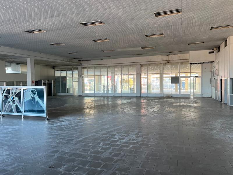 Foto 49ec7eea-41cf-440c-93fa-24c9ab34d63c. Lloguer local comercial a avenida mariñas 272 a Liáns Oleiros