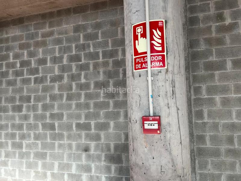 Foto d7a1ea3f-44d5-4012-a041-065f9bd71e48. Rent business premise in avenida mariñas 272 in Liáns Oleiros