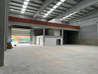 Location Bâtiment à usage industriel à Oroso. Alquiler de nave a estrenar en el polígono de sigüeiro