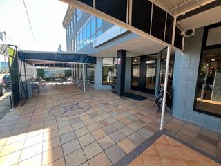 Lloguer Local Comercial a Rúa titanio 13. Alquiler de cafetería restaurante en funcionamiento en bertoa, c