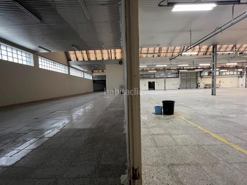 Foto 1f402a88-605f-4654-beac-0b8acb12a95c. Rent industrial building with heating in Oseiro Arteixo