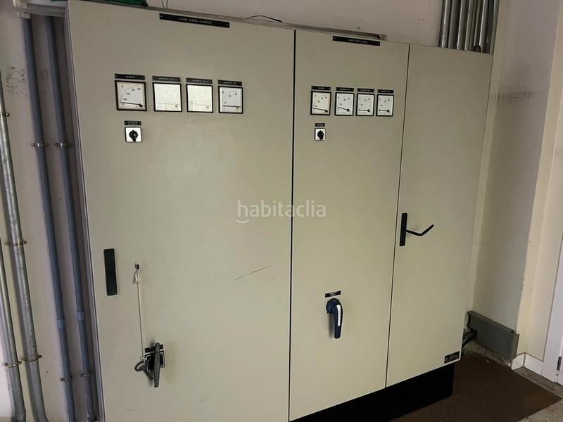 Foto 6469910d-10ed-4c1b-b961-8833a517f2e2. Rent industrial building with heating in Oseiro Arteixo