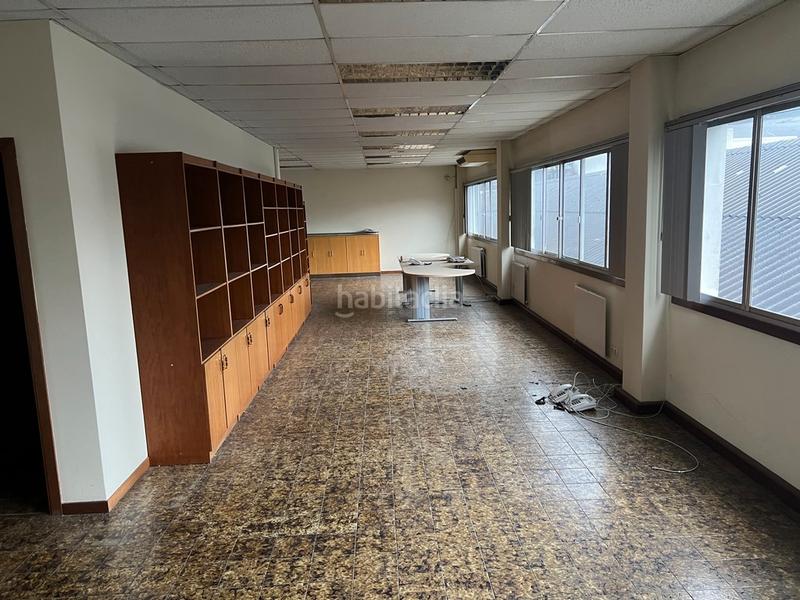 Foto 73440f1b-14c8-4646-91ba-860f57594094. Rent industrial building with heating in Oseiro Arteixo