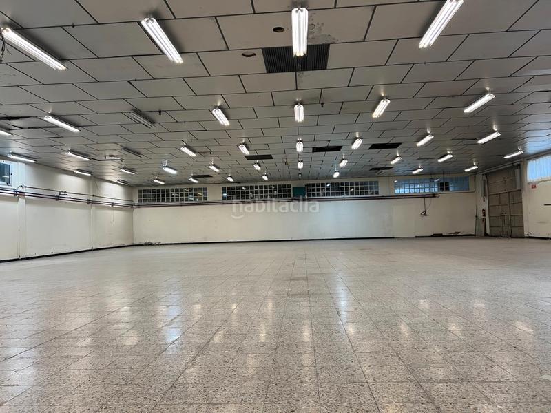 Foto 8cde080c-eb17-4cd6-ac58-0d1228a9d271. Rent industrial building with heating in Oseiro Arteixo