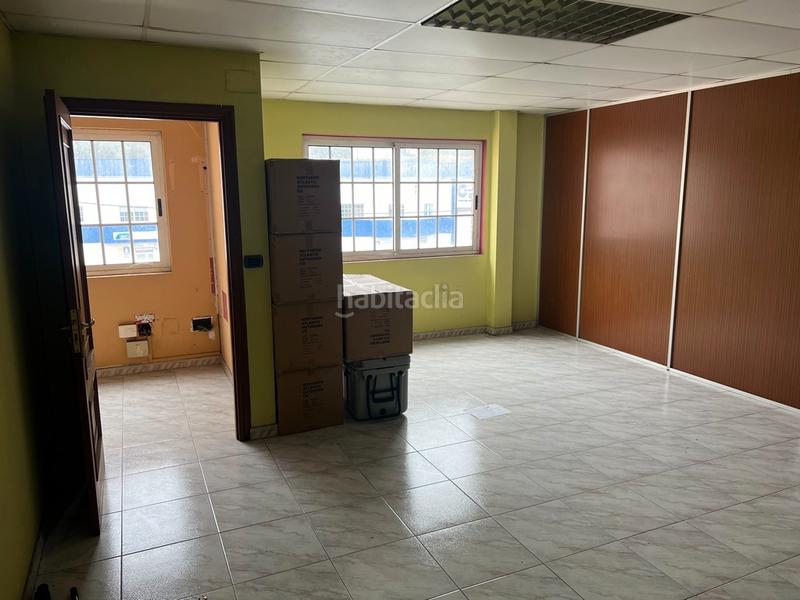 Foto 3d38e47f-80a0-460b-8151-b6a6fbb0e960. Fabrikhalle in rúa parroquia de moruxo 18 in Bergondo