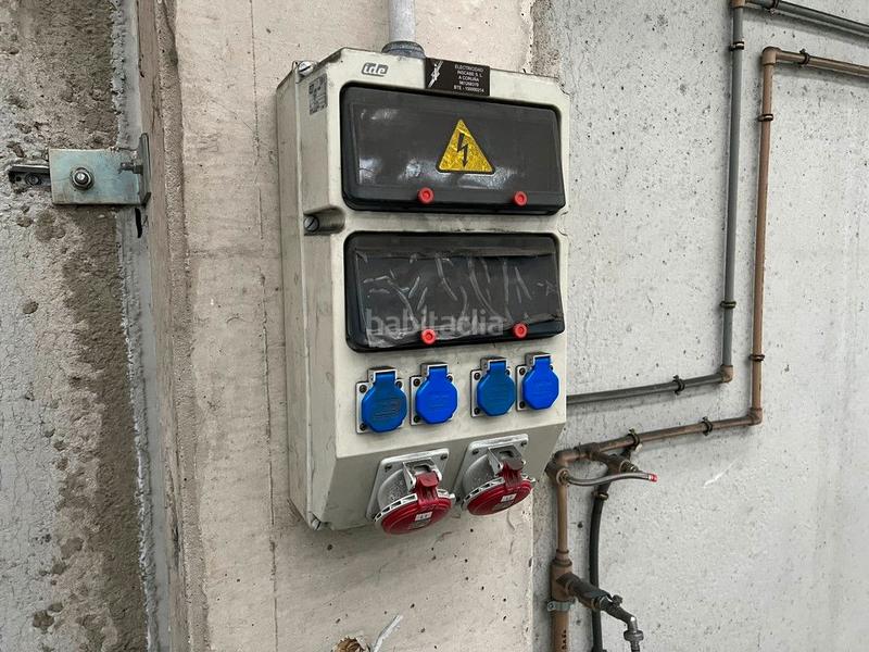 Foto 0fa6f31f-9f31-405a-9ad6-63a98177bfb9. Location bâtiment à usage industriel dans rúa telva 12 dans Culleredo