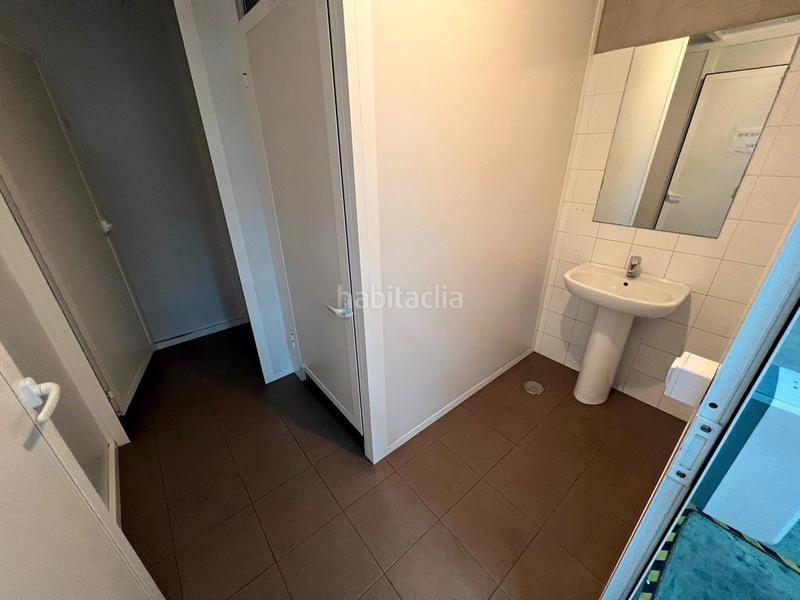 Foto fb1daa27-9a97-47d9-9910-337f2a6356c6. Location bâtiment à usage industriel dans rúa telva 12 dans Culleredo