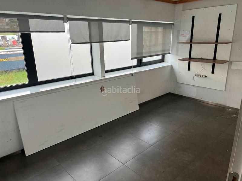 Foto 7ec47471-cdd1-4f0b-bc27-329205762551. Rent industrial building in rúa telva 12 in Almeiras Culleredo