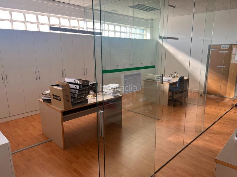 Foto 1eb38053-6d3a-4412-91fd-d22edbd8d13a. Rent industrial building in avenida Almeiras 75 in Culleredo