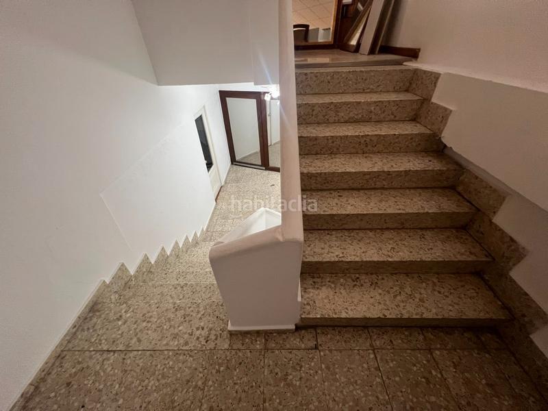 Foto ed4da2d3-fc95-4a6a-9fb7-5aedb9efb6b8. Rent industrial building in avenida Almeiras 75 in Culleredo