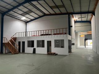 Bâtiment à usage industriel à Campus Norte - San Caetano. Venta de nave en el polígono del tambre, santiago