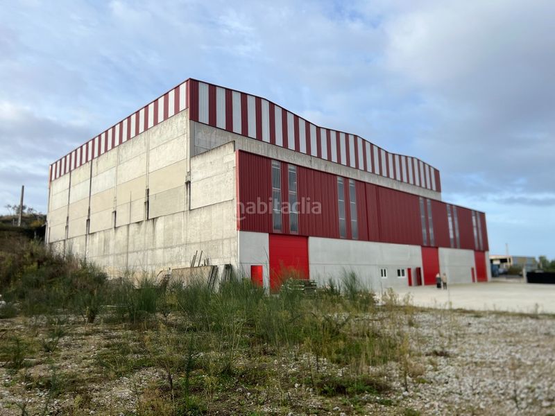 Foto b74d0586-7d35-48f6-aa18-babc7bd1e750. Nau industrial a Coirós